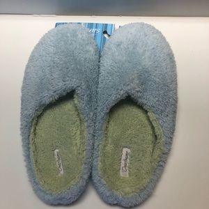 Dreamfoam: Relax at Home: Women’s House Shoes: NEW